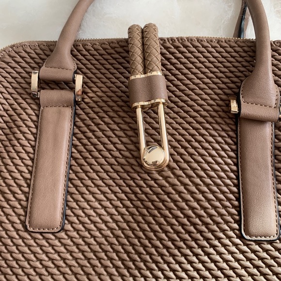 Knockout Neutral! - Picture 6 of 9